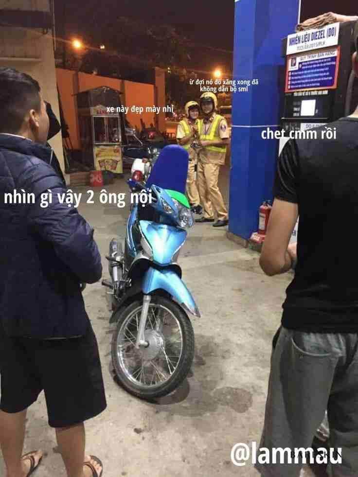 Mặt nghiêm công an giao thông nhưng dòng chữ lại siêu troll, siêu bựa