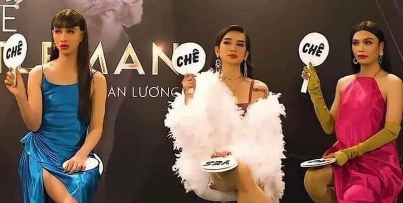 Khi bạn thấy gì đó cần bị chê