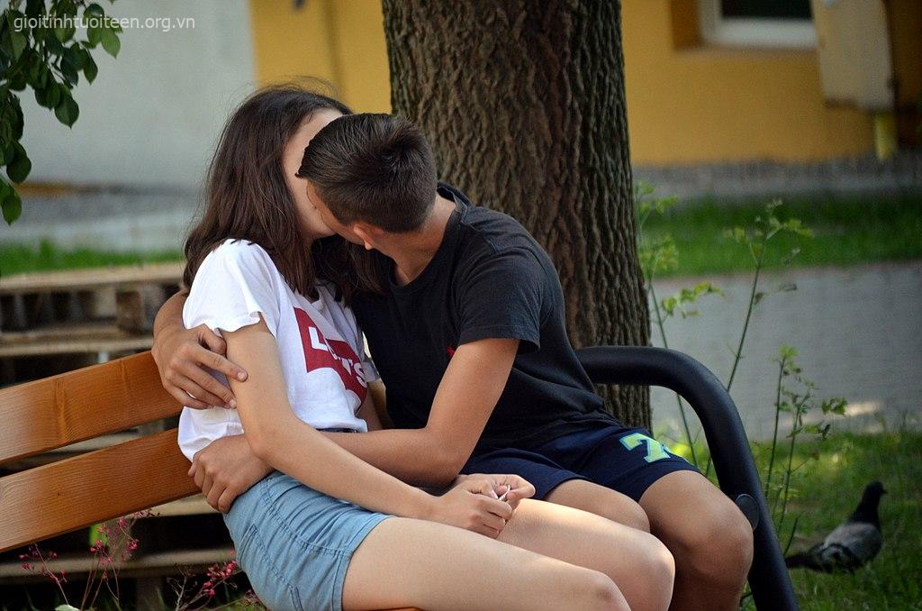 HS nghĩa là gì trên facebook, tiktok? Xu hướng dùng từ viết tắt của teen HS nghĩa là gì trên facebook, tiktok? Xu hướng dùng từ viết tắt của teen