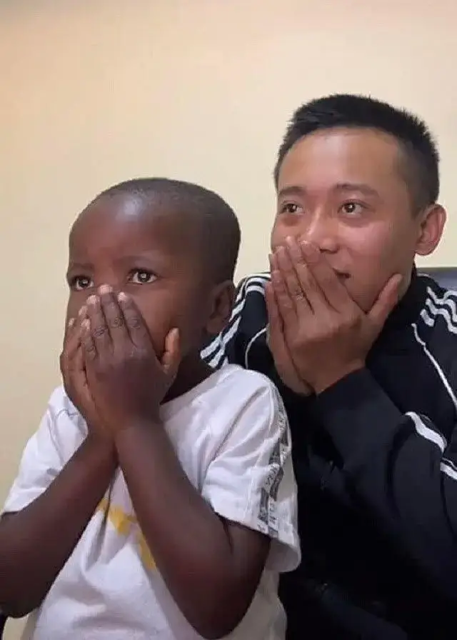 Khoảnh khắc Lôi Con ngỡ ngàng trước cú twist cuộc đời.