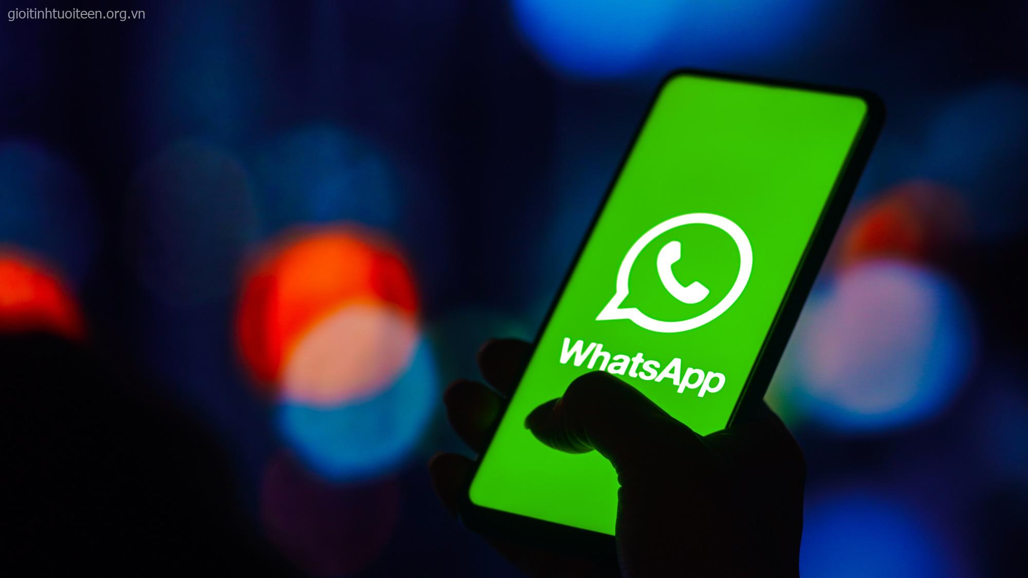 WhatsApp là gì? Vì sao nhiều teen chọn ứng dụng này để giữ liên lạc thầm kín? WhatsApp là gì? Vì sao nhiều teen chọn ứng dụng này để giữ liên lạc thầm kín?