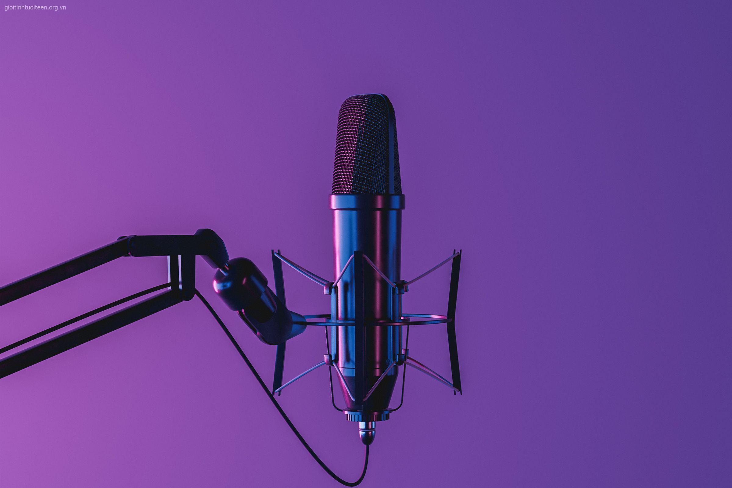 Podcast là gì? Lợi ích học tập, cách sử dụng hiệu quả để nâng cao kiến thức tuổi mới lớn Podcast là gì? Lợi ích học tập, cách sử dụng hiệu quả để nâng cao kiến thức tuổi mới lớn