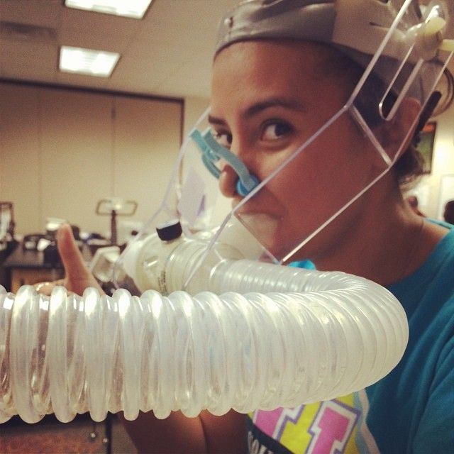 Chết luôn phải cấp cứu khi crush nhắn lúc nửa đêm