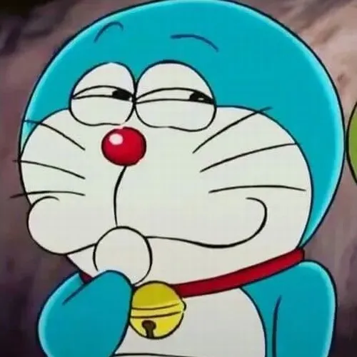 Ảnh chế gương mặt cười ranh kèm đôi mắt nheo lại tinh quái