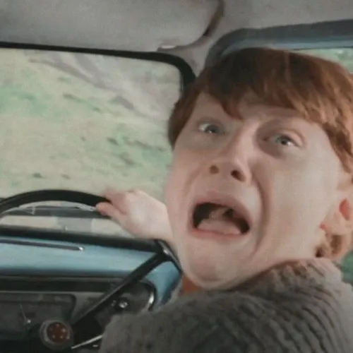 Ảnh troll Hermione Granger bật trực giác mạnh khi đọc bùa chú