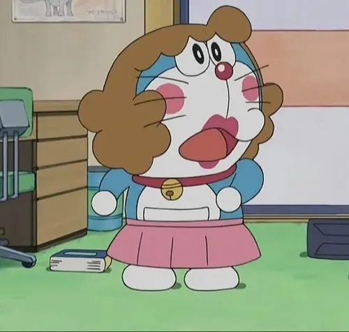 Meme Doraemon xoáy vào biểu cảm ngây ngô rất quen.